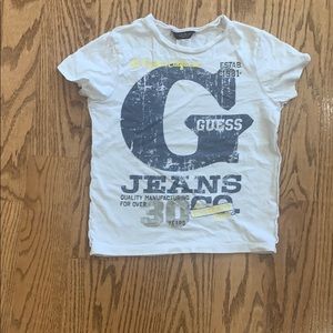 Guess t shirt kids size 4 good condition